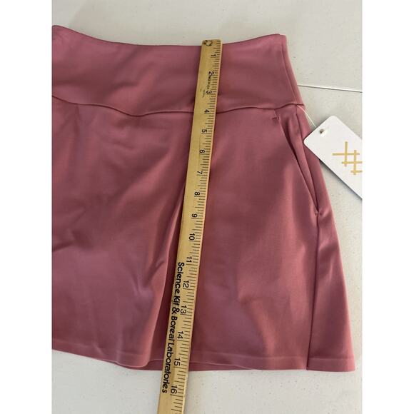 NWT Rhone Course To Court Skort Womens XS Rose Mist PullOn 16" Performance Skirt - Picture 8 of 11